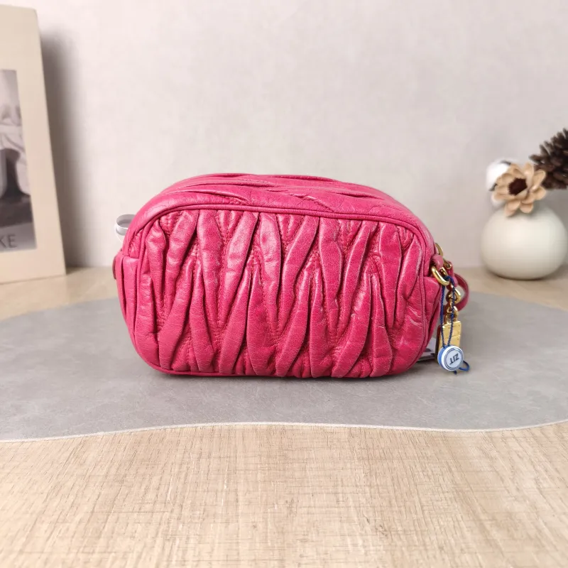 Miumiu Shoulder Bag Camera Bag Red Waxed Leather 16 × 6 × 10 cm — cover view 6 of 6
