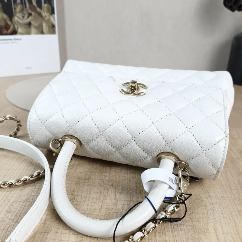 Chanel Top Handle Bag Coco Handle​White Grained Calfskin Small24 × 10 × 14 cm — detail view 8 of 14
