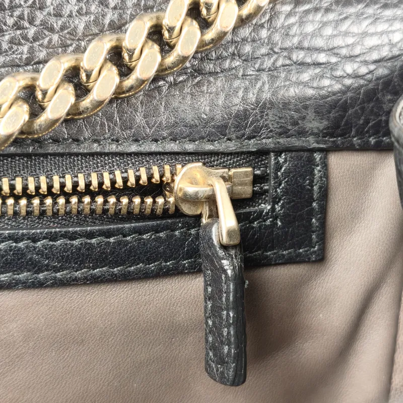 GUCCI Crossbody Bag Crossbody Bag Black Calfskin One Size 25.5 × 8 × 16 cm — detail view 1 of 11