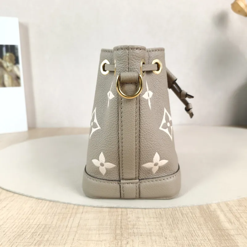 Louis Vuitton Crossbody Bag NANO NOÉ Bucket Bag Nano · White Empreinte Embossed Calfskin nano 13 × 10 × 16 cm — detail view 8 of 10