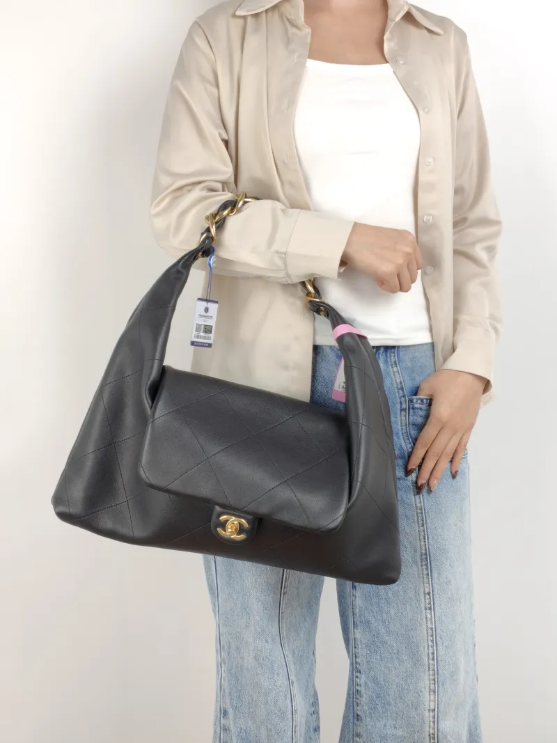 Chanel Shoulder Bag 25k hobo Black Calfskin 43 × 9 × 36 cm — on-model view 2 of 2