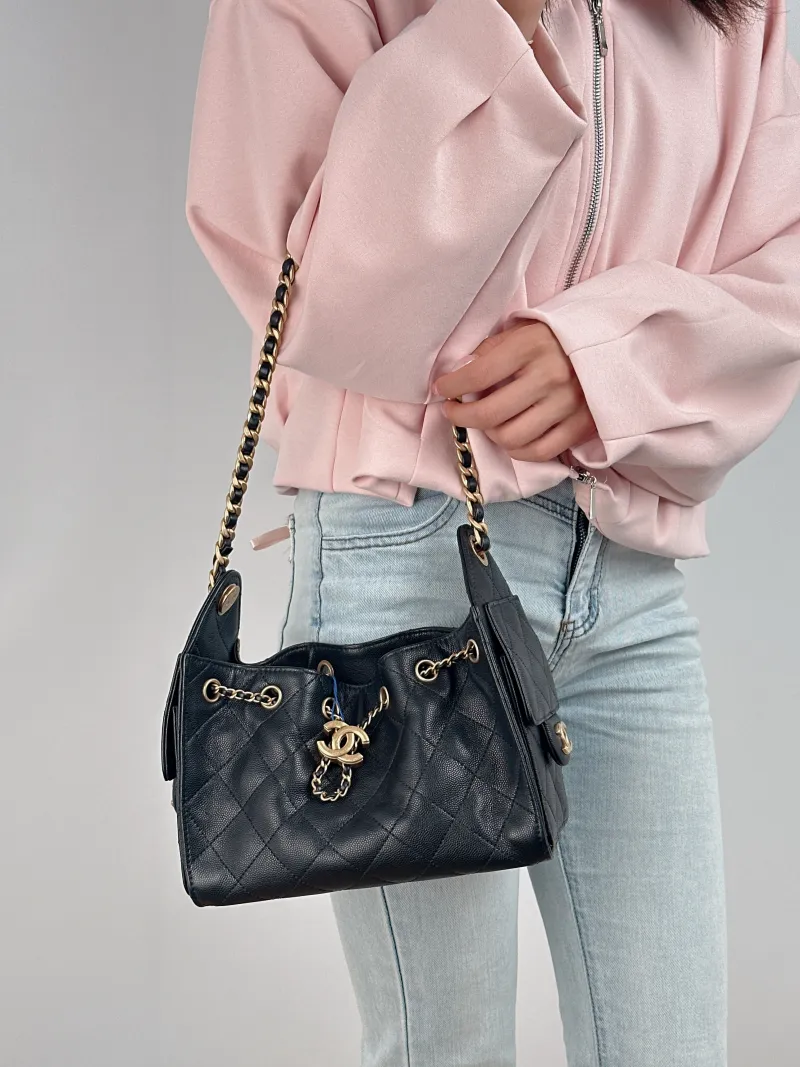 Chanel Shoulder Bag 25Bag Black Grained Calfskin Mini 20 × 12.5 × 22 cm — on-model view 2 of 2