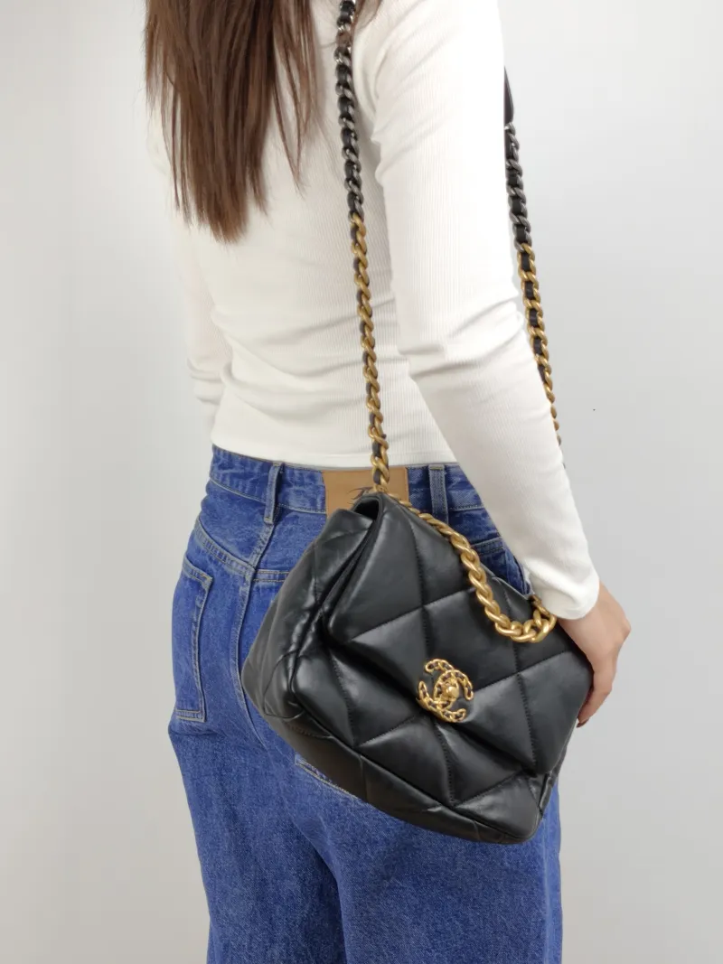 Chanel Crossbody Bag 19Bag Black SL ambskin Small 26 × 9 × 16 cm — on-model view 2 of 3