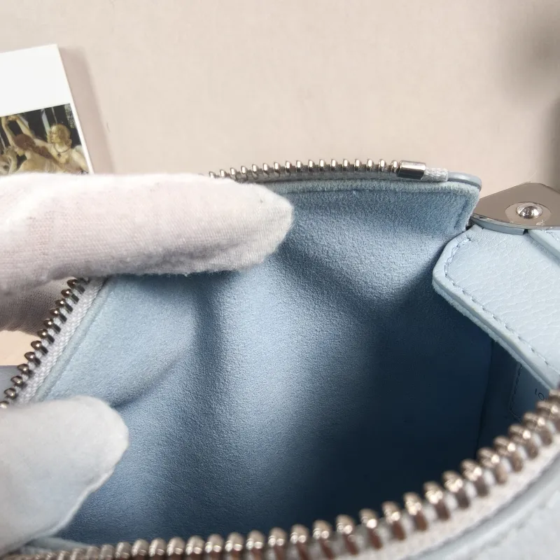 Louis Vuitton Crossbody Bag Side Trunk Box Blue Calfskin Small18 × 8 × 12.5 cm — detail view 10 of 10