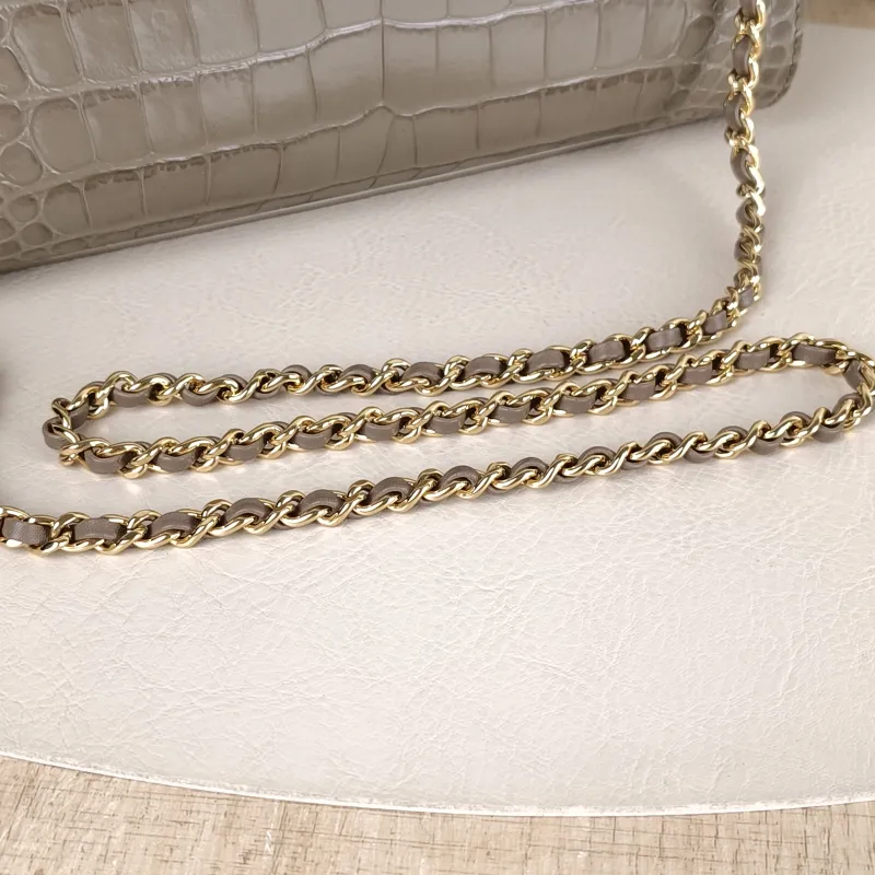 Chanel Shoulder Bag Collection Crossbody Bag Calfskin One Size23 × 11 × 12.5 cm — detail view 1 of 14