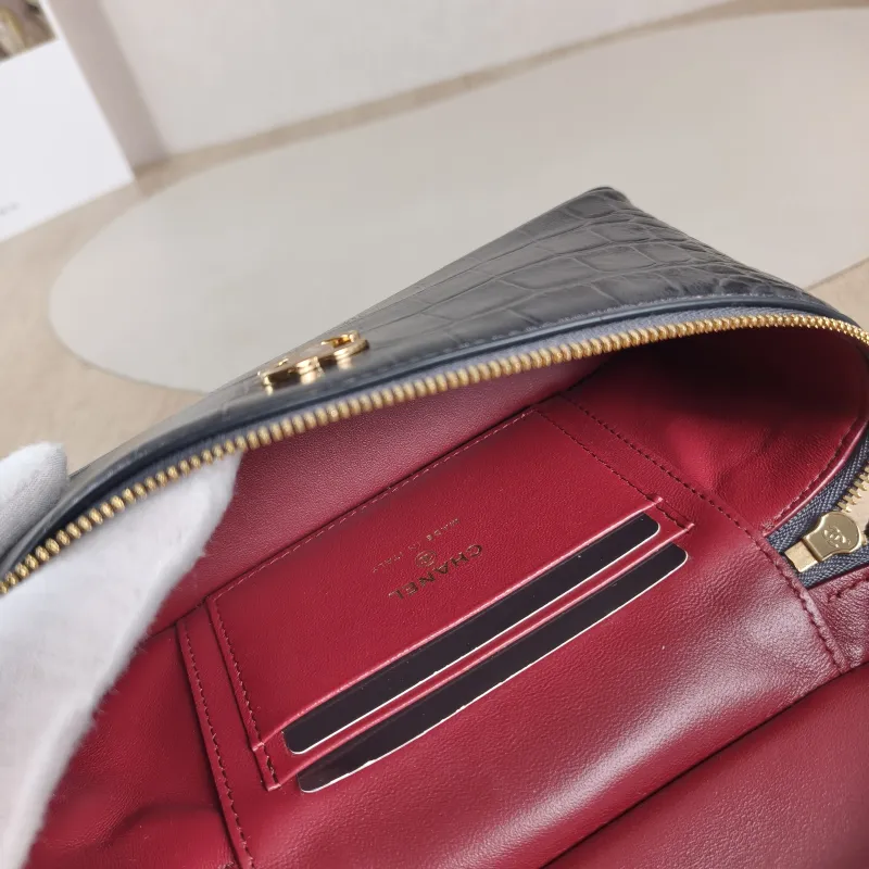 Chanel Crossbody Bag Collectionlp Top Handle Bag Dark Grey Calfskin One Size 19.5 × 5 × 17 cm — detail view 2 of 12