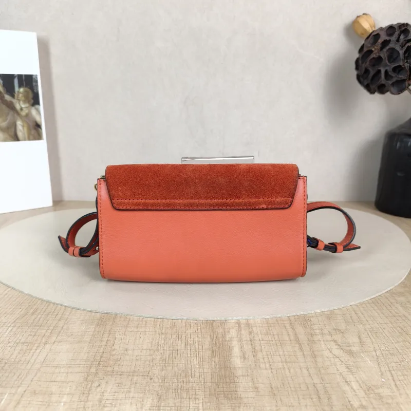 Chloé Shoulder Bag faye Crossbody Bag Red Calfskin 18 × 3 × 10 cm — cover view 4 of 5