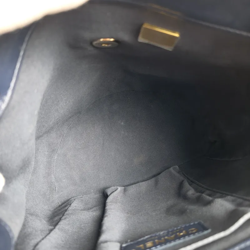 Chanel Backpack Duma Calfskin Large 23 × 15 × 24 cm — detail view 10 of 13