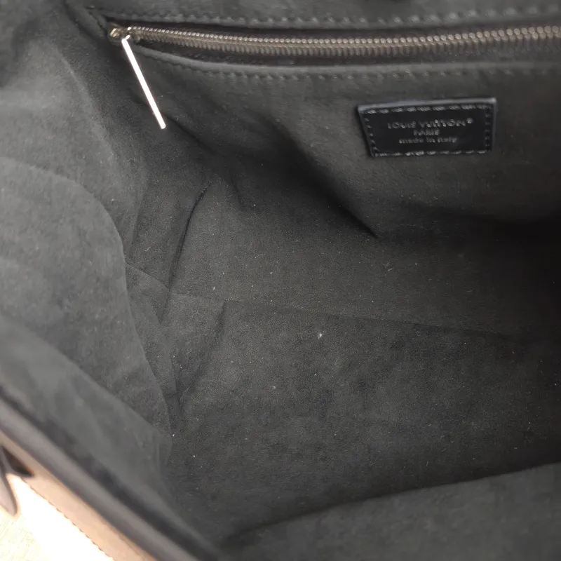 Louis Vuitton Crossbody Bag Black SL ambskin Small 33.5 × 15 × 23 cm — detail view 11 of 11