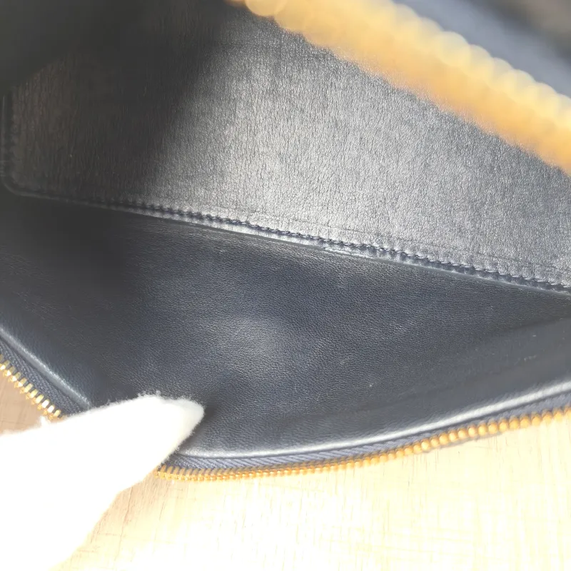 Loro Piana Crossbody Bag Extra Pocket L19Navy Lambskin One Size19 × 7 × 11.5 cm — detail view 11 of 12