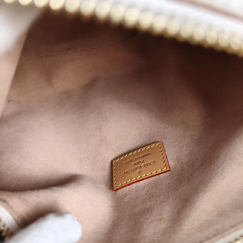 Louis Vuitton Crossbody Bag Side Trunk Box · Black PVC Medium 23.5 × 8.5 × 16 cm — detail view 7 of 11