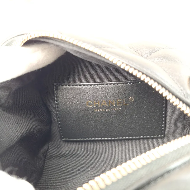 Chanel Crossbody Bag Black Lambskin One Size 23 × 14 × 11 cm — detail view 4 of 12