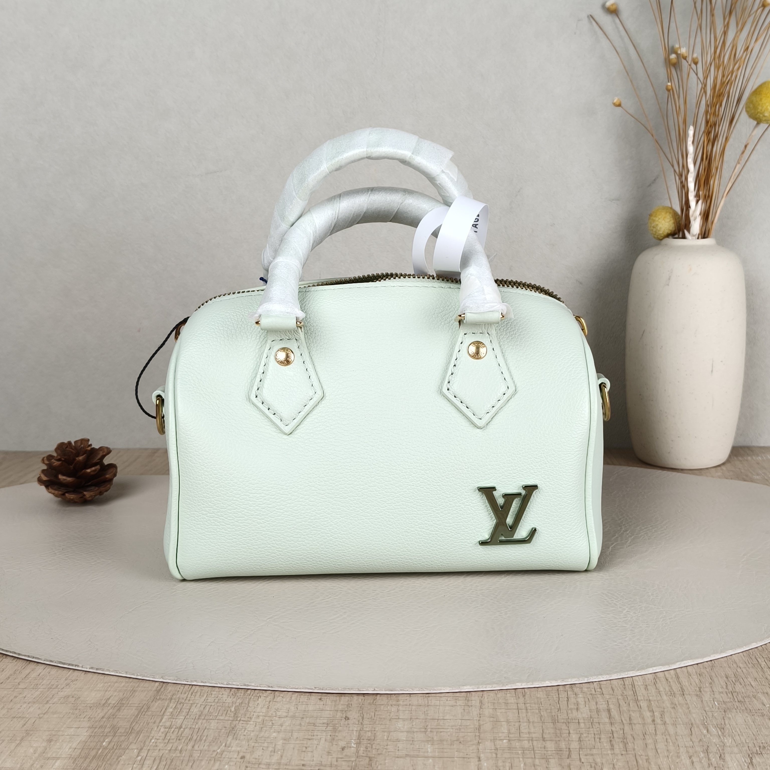 Louis Vuitton Crossbody Bag Speedy 18 LV&I Green Calfskin One Size18 × 10 × 12 cm