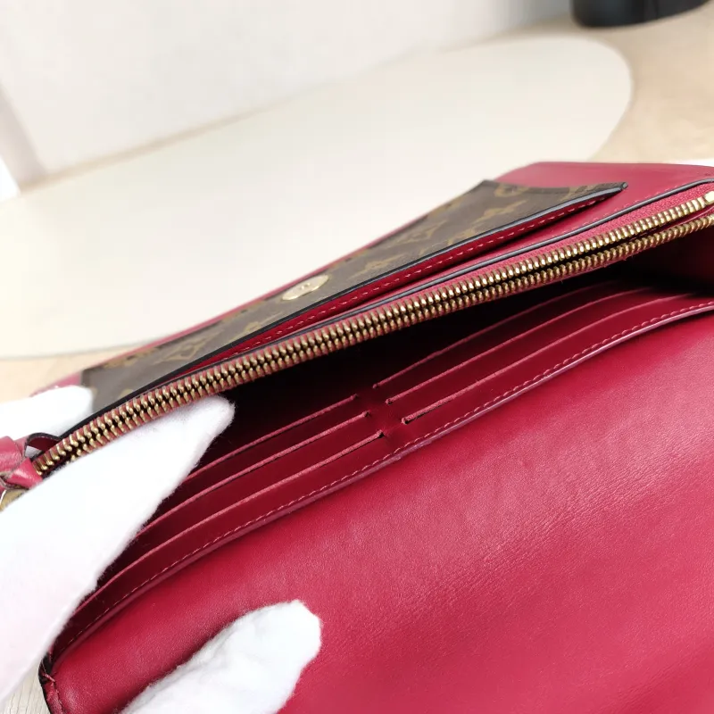 Louis Vuitton Crossbody Bag Flore Chain Bag Red PVC · Calfskin One Size 17.5 × 3.5 × 11.5 cm — detail view 3 of 13