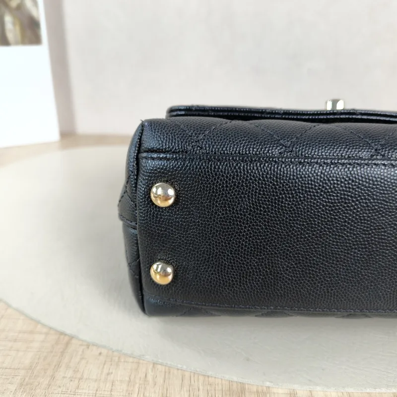 Chanel Top Handle Bag Coco Handle​ Black Grained Calfskin Mini 19 × 9 × 13 cm — detail view 9 of 12