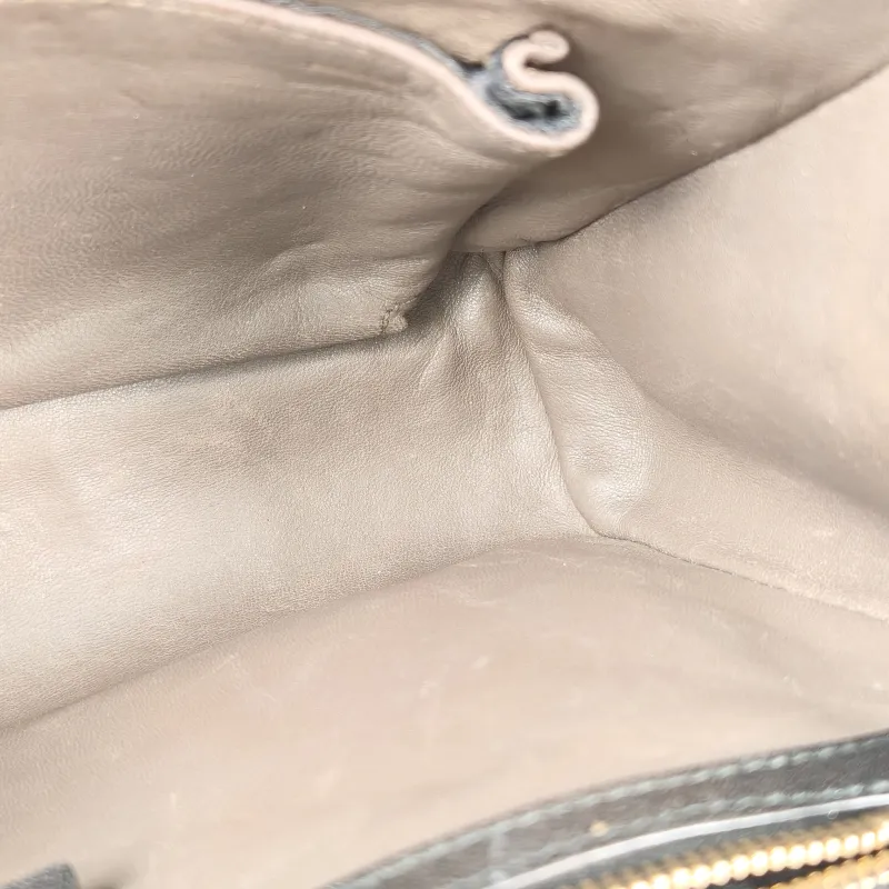 GUCCI Crossbody Bag Crossbody Bag Black Calfskin One Size 25.5 × 8 × 16 cm — detail view 3 of 11