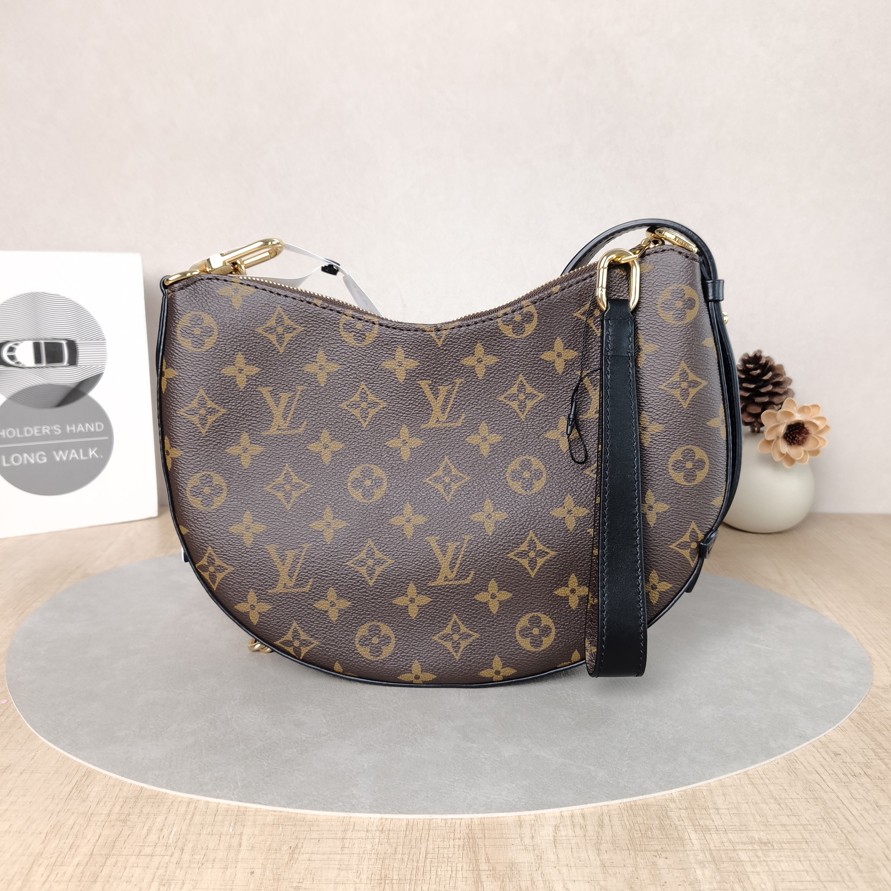 Louis Vuitton Shoulder Bag COOKIE Monogram PVCBB28.5 × 5 × 19 cm