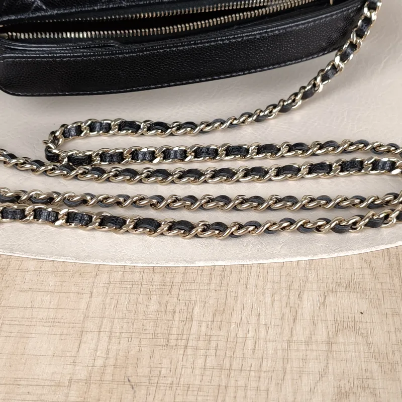 Chanel Crossbody Bag25c Vanity Case Bag Black Grained Calfskin One Size19 × 6 × 12.5 cm — detail view 9 of 14