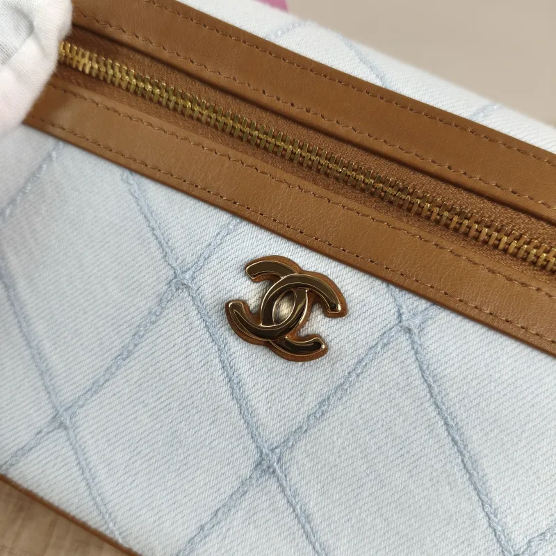 Chanel Crossbody Bag coco-beach Collection lp Blue One Size 19.5 × 5 × 17 cm — detail view 5 of 14
