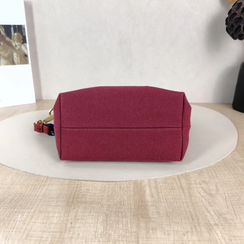 Miumiu Top Handle Bag Spirit Woven Vanity Case Bag Cosmetic Bag Red Canvas One Size 18.5 × 10 × 14 cm — cover view 5 of 6