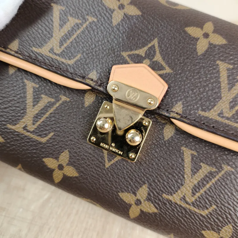 Louis Vuitton Crossbody Bag POCHETTE CAMILLE Monogram PVC One Size 20.5 × 6 × 11 cm — detail view 4 of 11