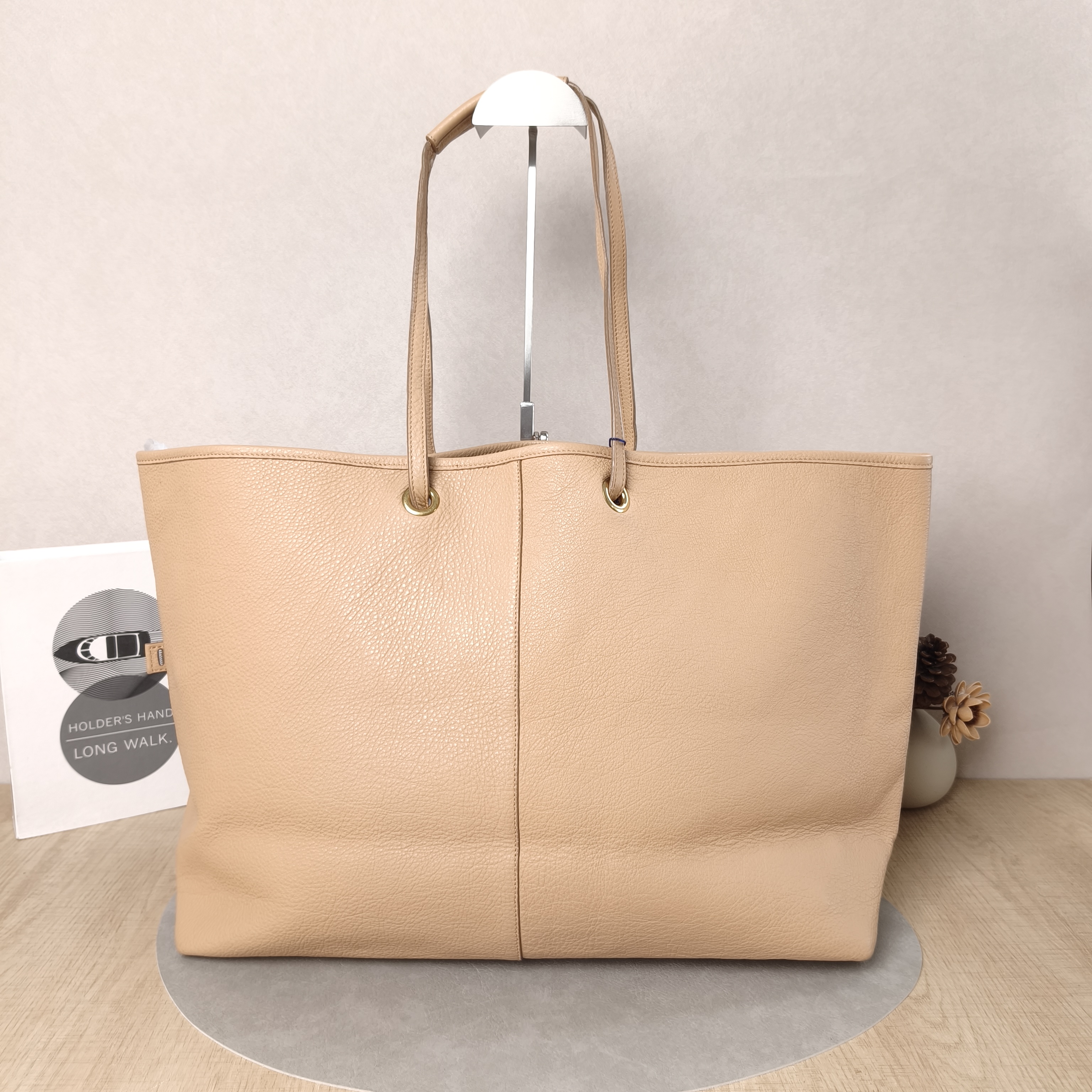 SAINT LAURENT Shoulder Bag Tote Bag Taupe Calfskin One Size41 × 14 × 32 cm — cover view 4 of 5
