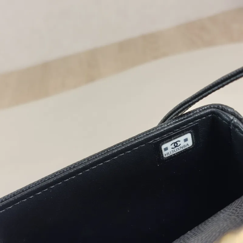 Chanel Crossbody Bag preppy coco Black Grained Calfskin Mini 17 × 5 × 11.5 cm — detail view 8 of 13