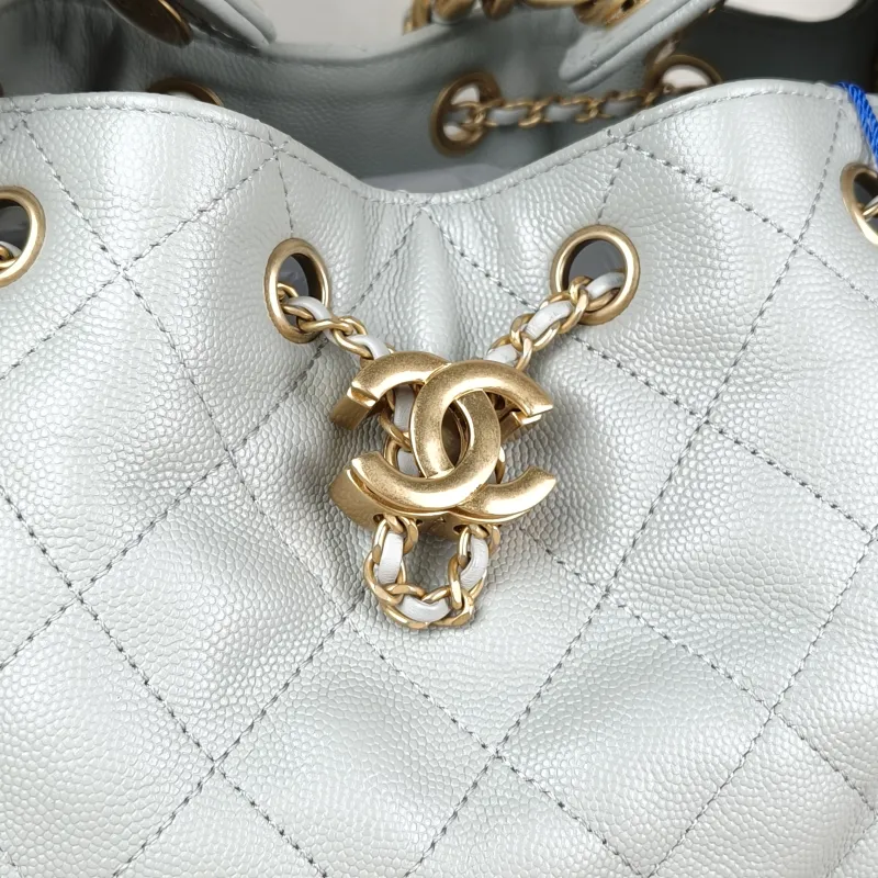 Chanel Shoulder Bag 25Bag Green Grained Calfskin Small 26 × 14 × 30 cm — detail view 11 of 12