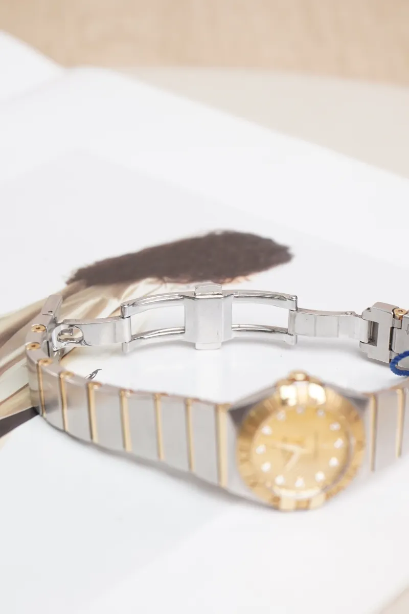 OMEGA Watch Collection Watch Gold One Size25mm — detail view 11 of 11