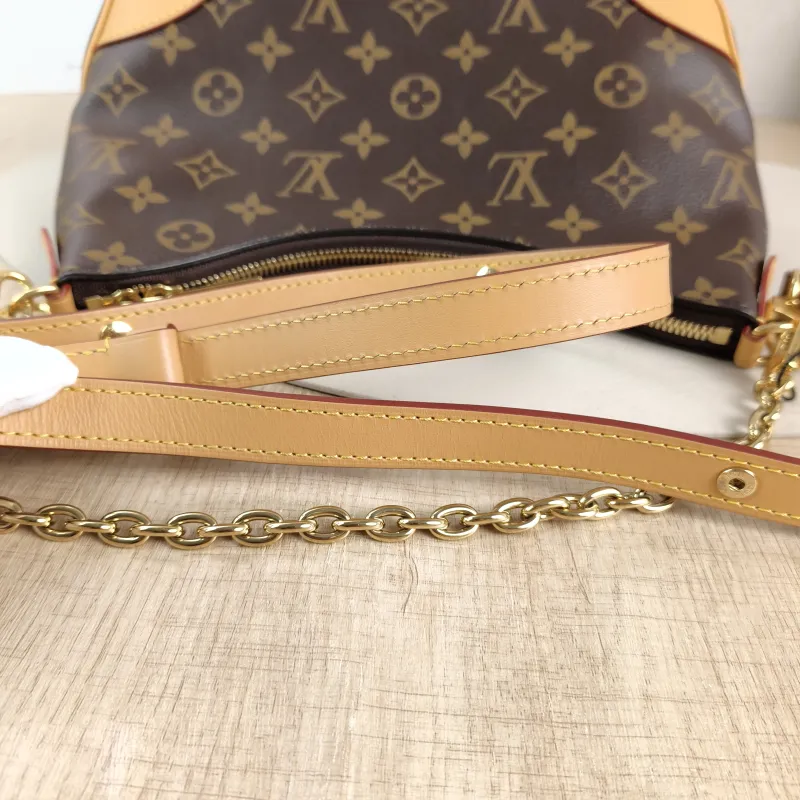 Louis Vuitton Crossbody Bag Boulogne PVC Small 26 × 9.5 × 16 cm — detail view 1 of 11