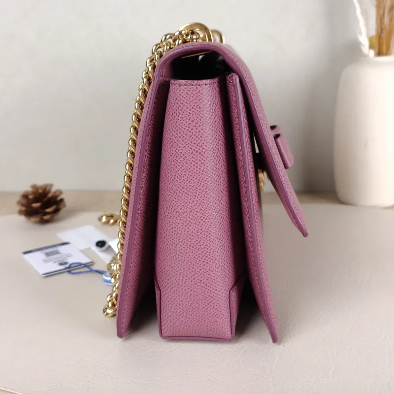 FERRAGAMO Crossbody Bag Chain Bag Calfskin One Size25 × 5 × 17 cm — detail view 8 of 12