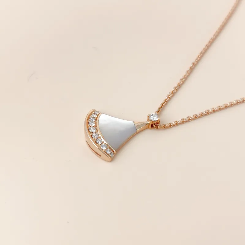 Bvlgari Necklace DIVAS’ DREAM Collection Pearl Pavé Diamond Rose Gold 18KR ose Gold Diamond Small 43cm — cover view 3 of 11