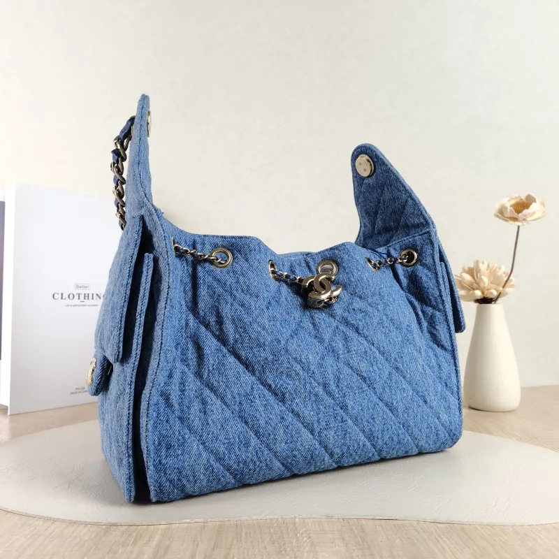 Chanel Shoulder Bag25Bag Blue Small26 × 14 × 30 cm — cover view 5 of 6