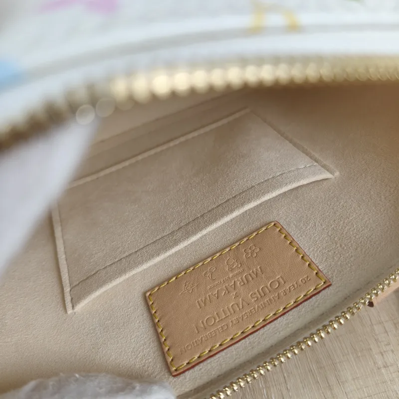 Louis Vuitton Crossbody Bag Alma BB Multicolore PVC BB 23.5 × 11.5 × 17.5 cm — detail view 4 of 11