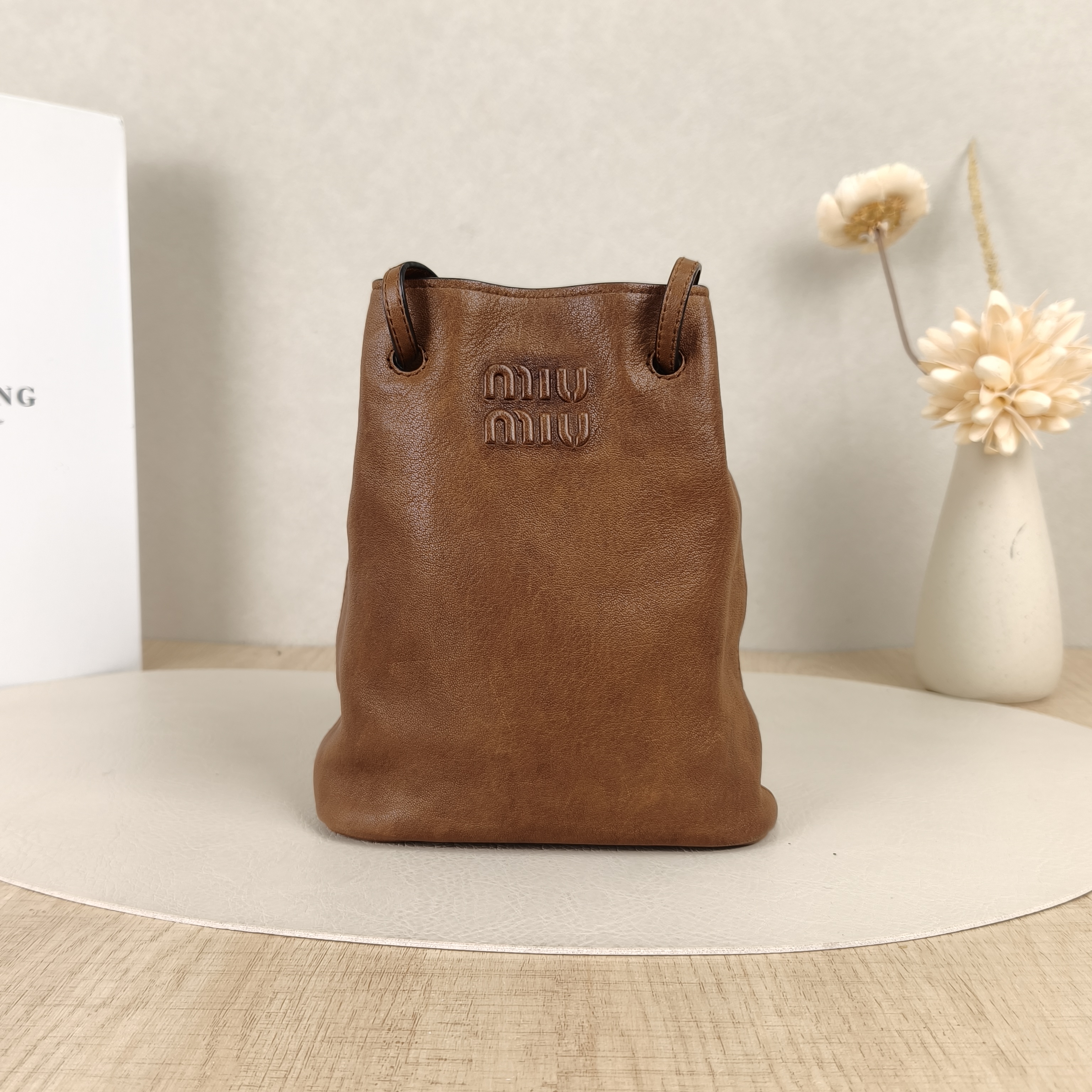 Miumiu Crossbody Baglogo Brown Lambskin 14.2 × 6.3 × 16.2 cm