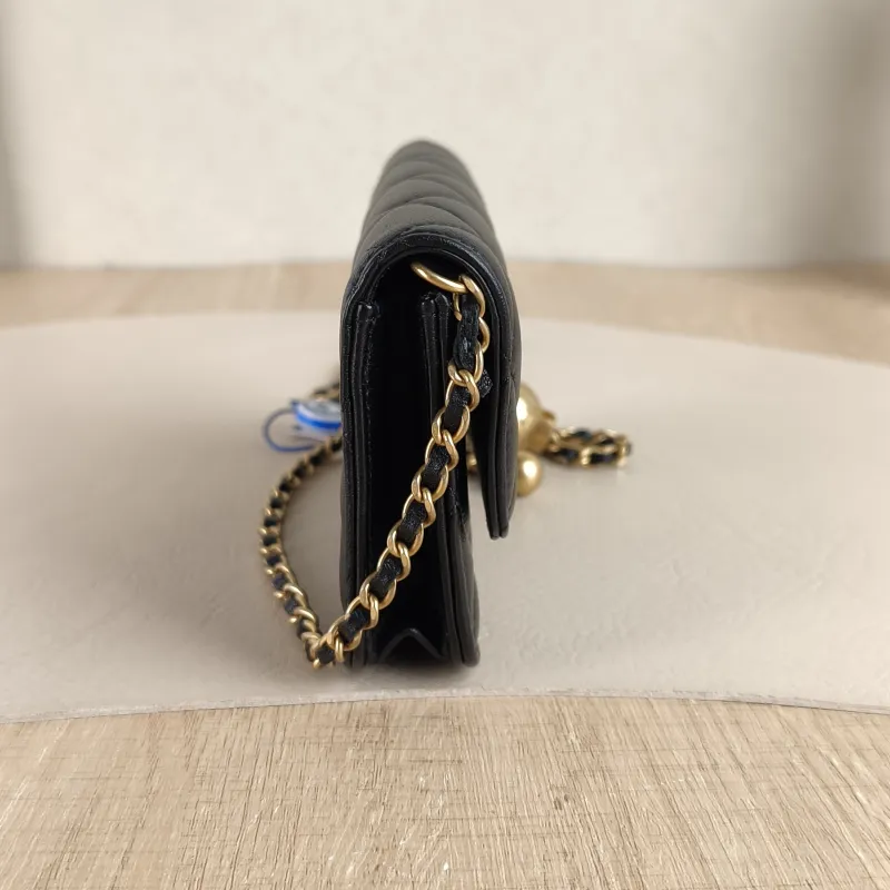 Chanel Crossbody Bag cf Collection Crossbody Bag Black Lambskin One Size 12 × 3 × 9 cm 31 — detail view 5 of 10