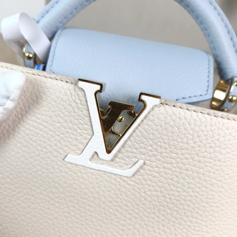 Louis Vuitton Shoulder Bag Capucines Blue White Calfskin Mini 21 × 8 × 14 cm — detail view 8 of 14