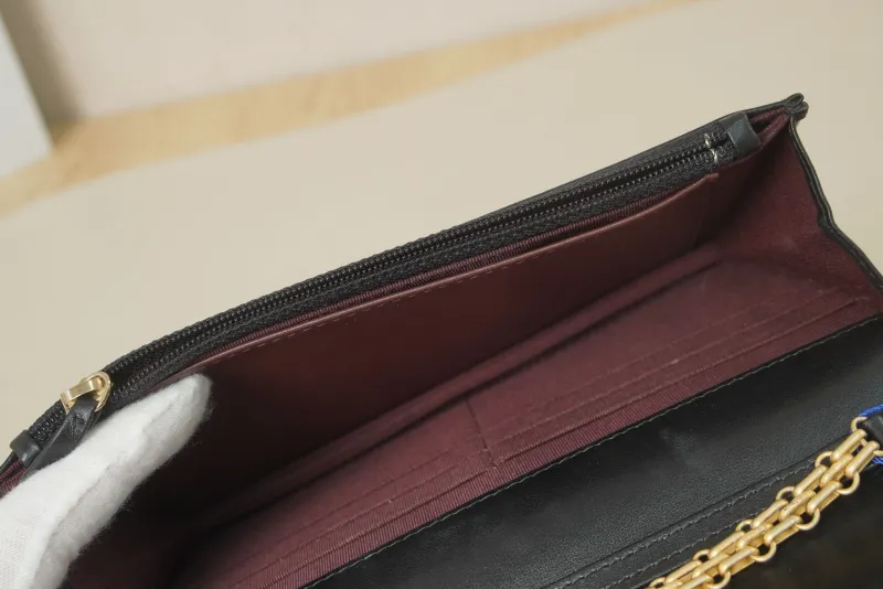Chanel 2.55woc Black with Gold-Tone Hardware Calfskin27 · Authenticity Card · 19.2 × 3.5 × 12.3 cm — detail view 15 of 19