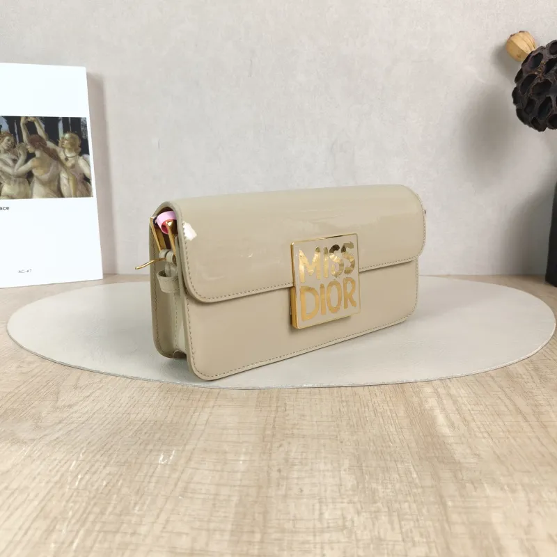 DIOR Shoulder Bag Shoulder Bag Patent Leather One Size 22 × 5 × 11.5 cm — cover view 2 of 5