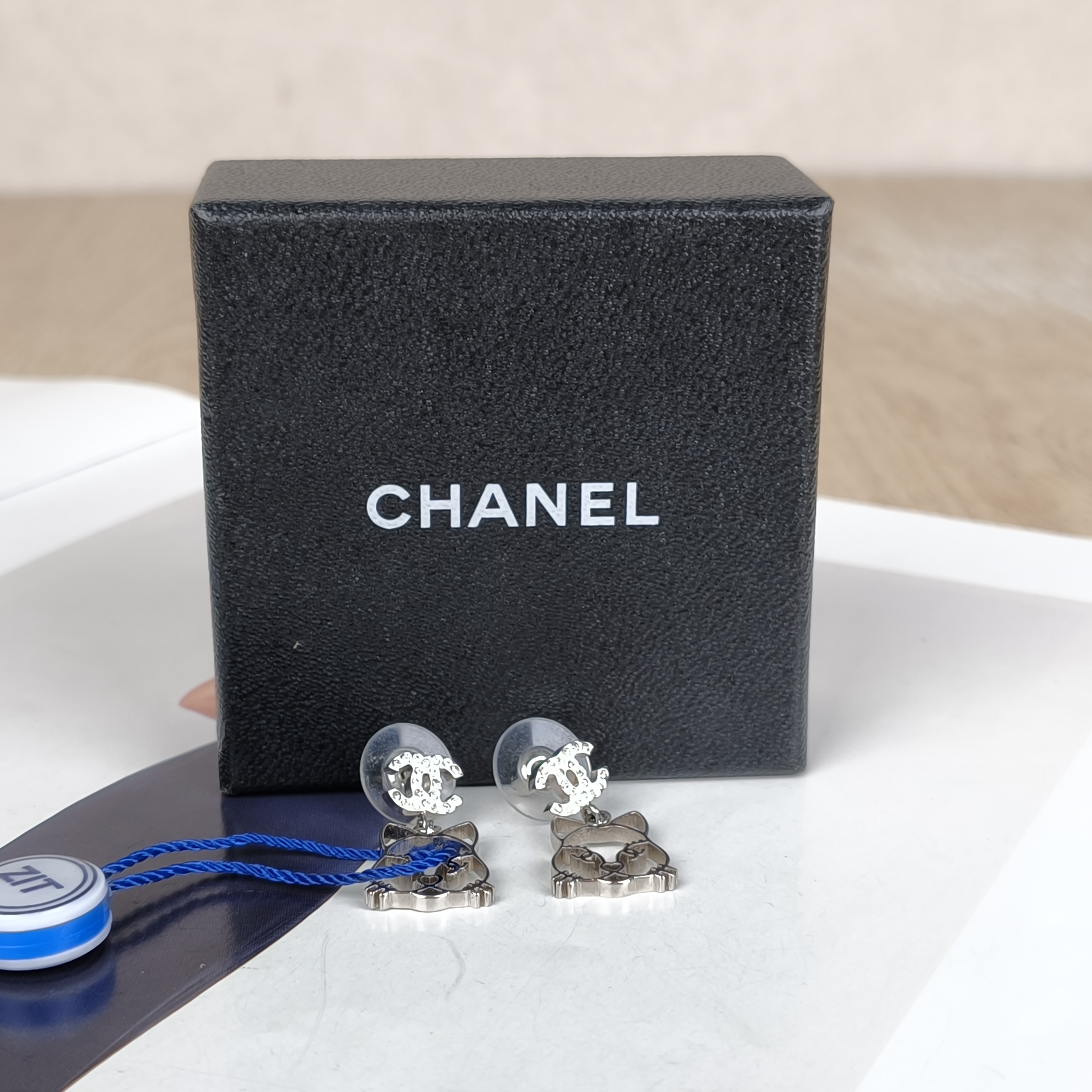Chanel Earrings c Earrings Silver One Size — cover view 9 of 10