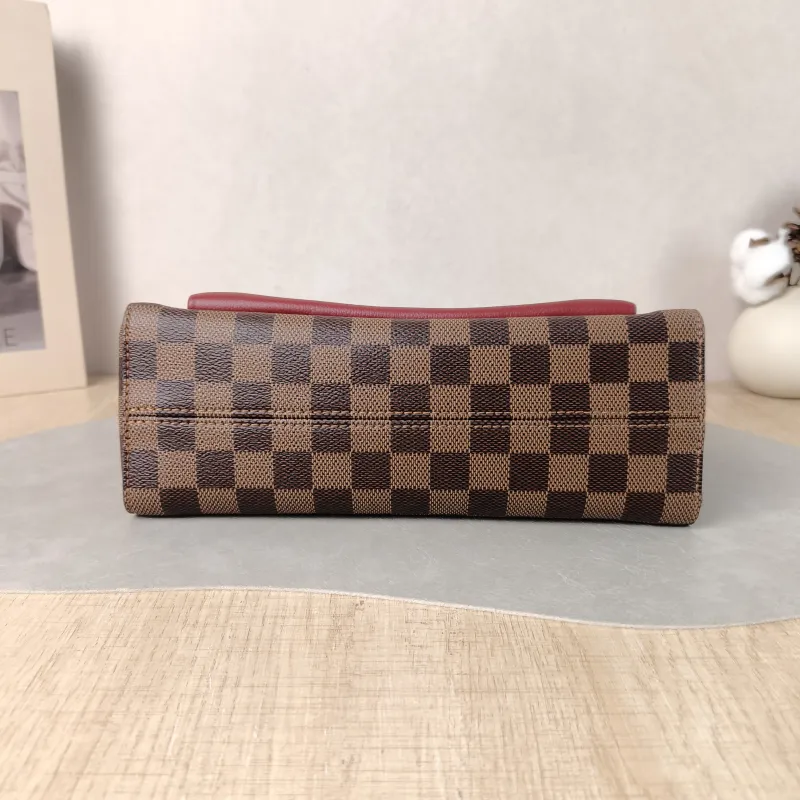 Louis Vuitton Shoulder Bag VAVIN Red · PVC Small 25 × 9.5 × 17 cm — cover view 4 of 6