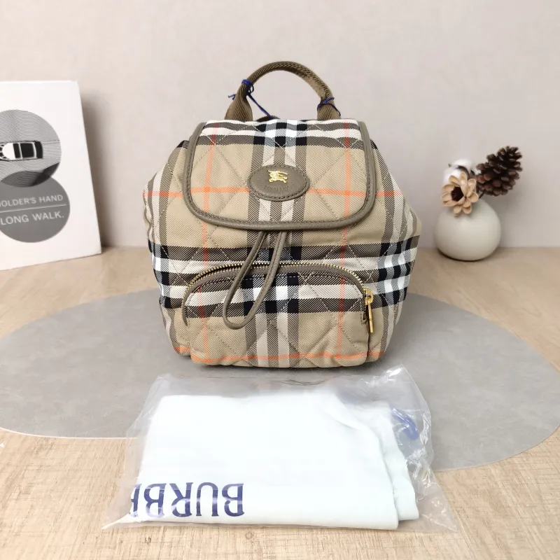BURBERRY Backpack Backpack Colorblock Canvas One Size 18 × 12 × 22 cm — cover view 5 of 6
