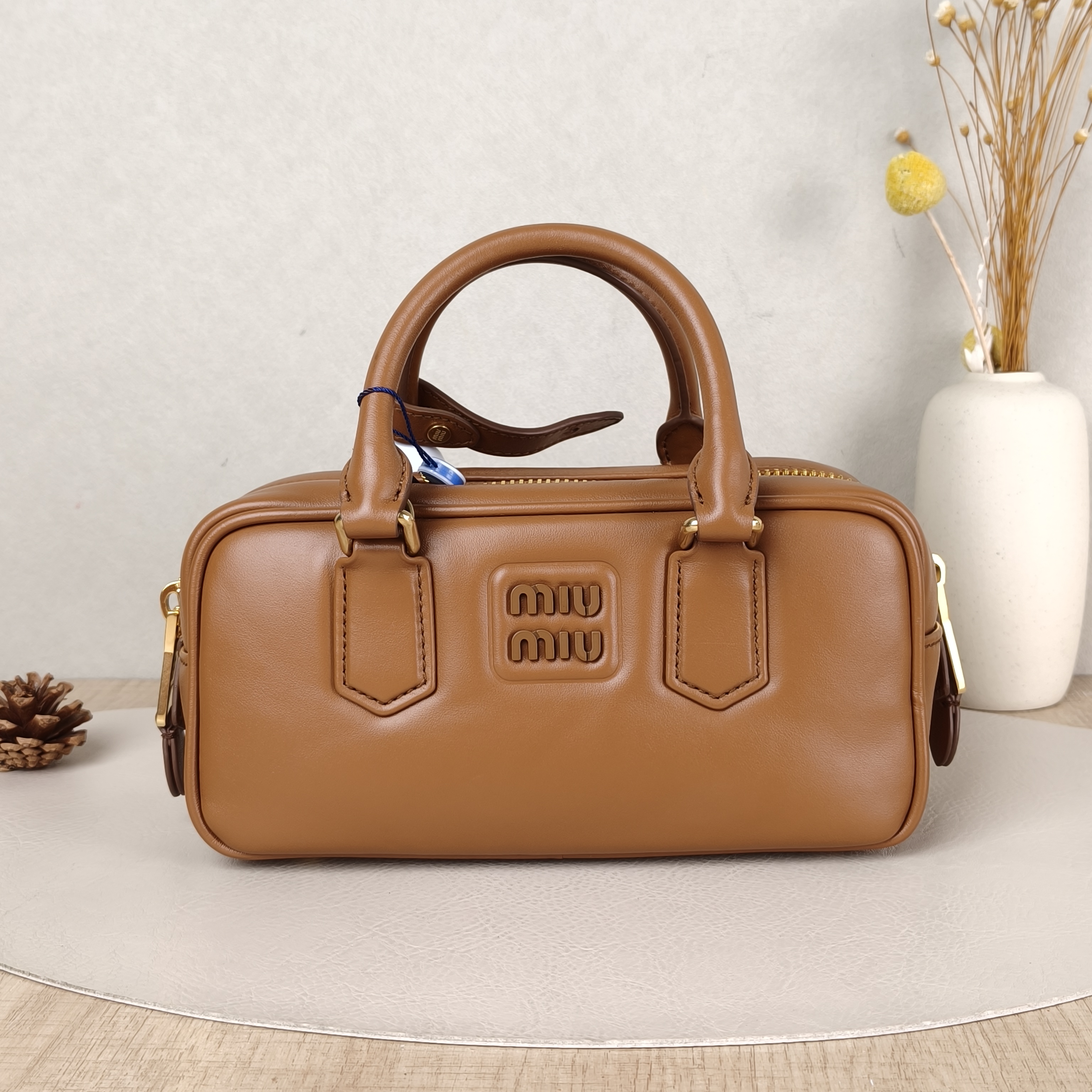 Miumiu Top Handle Bag Arcadie Collection Bowling Bag CC alfskin Small22 × 7.5 × 10.5 cm