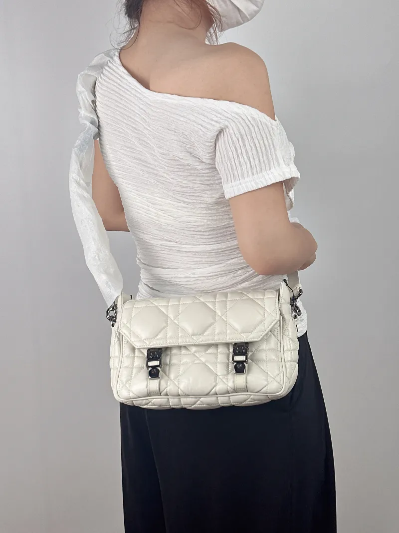 DIOR Crossbody Bag camp Messenger Bag White Calfskin Small 23 × 8 × 15 cm — on-model view 1 of 2