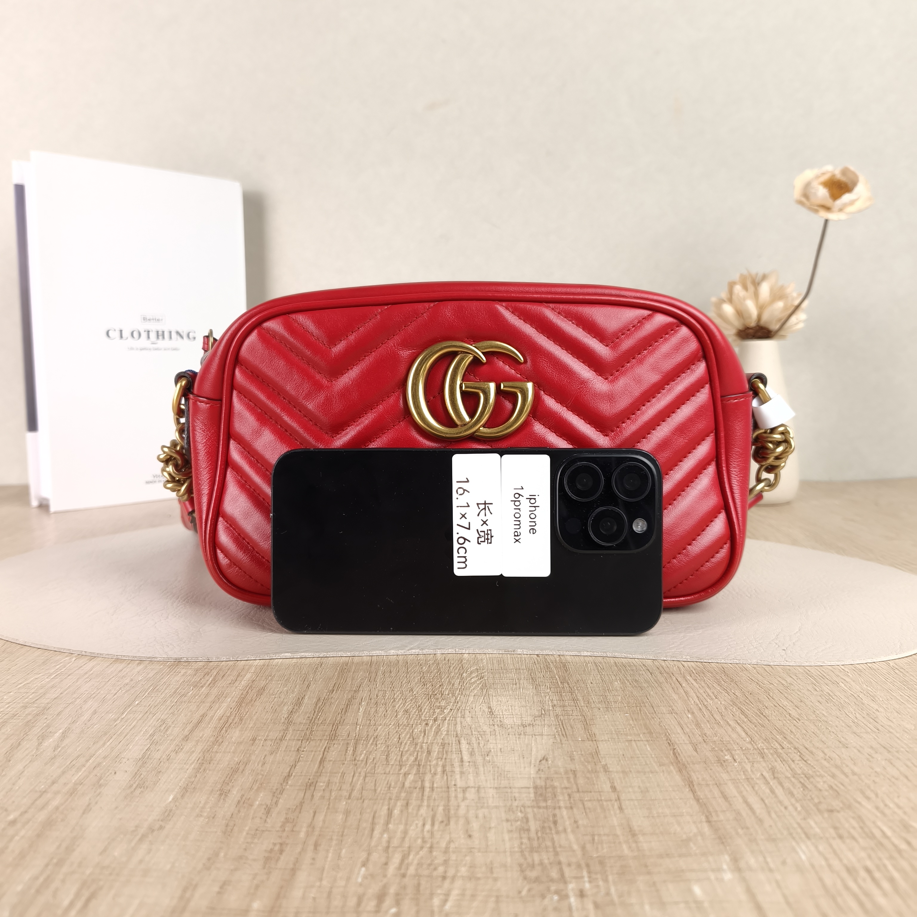 GUCCI Crossbody Bag GG Marmont Marmont Camera Bag Red Calfskin Small24 × 7 × 13 cm — cover view 3 of 5