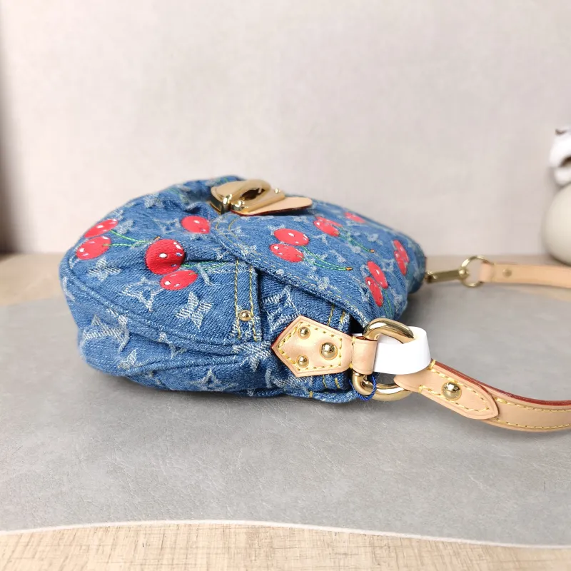 Louis Vuitton Shoulder Bag Sunset Blue · One Size 27 × 3 × 18 cm — detail view 5 of 13