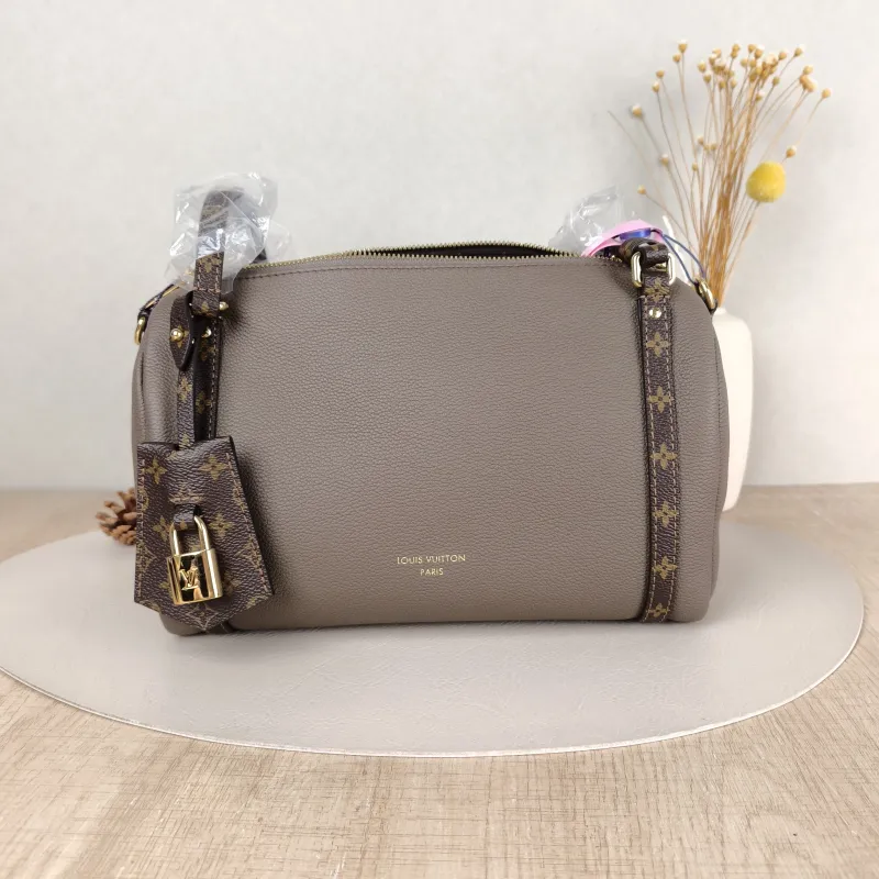 Louis Vuitton Shoulder Bag EXPRESS Shoulder Bag Grey Calfskin Small26 × 13.5 × 17 cm