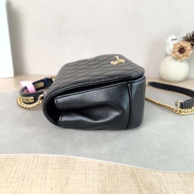 Chanel Crossbody Bag Crossbody Bag Black Calfskin One Size 24 × 8 × 16 cm 24 — detail view 9 of 14