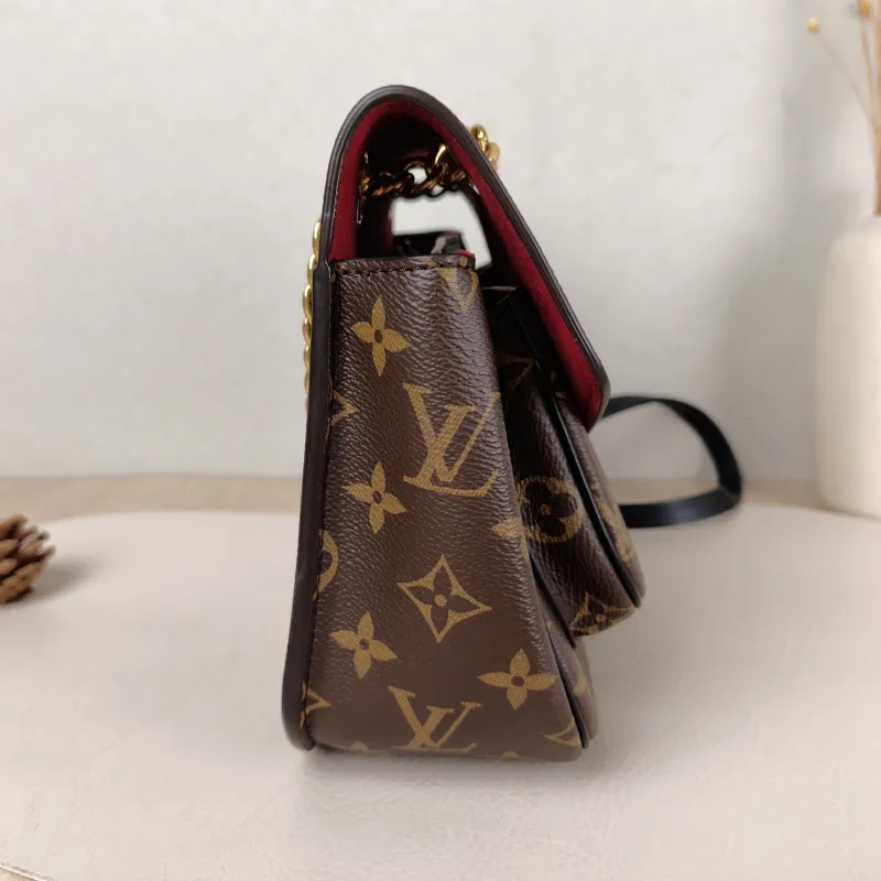 Louis Vuitton Crossbody Bag Passy Messenger Bag Monogram PVC Small 23 × 9 × 17 cm — detail view 8 of 14