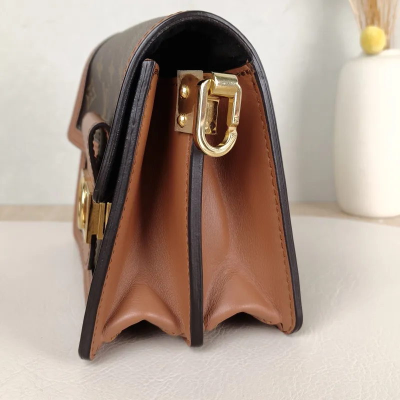 Louis Vuitton Crossbody Bag Dauphine Monogram PVC Mini 20 × 9 × 15 cm — detail view 7 of 11